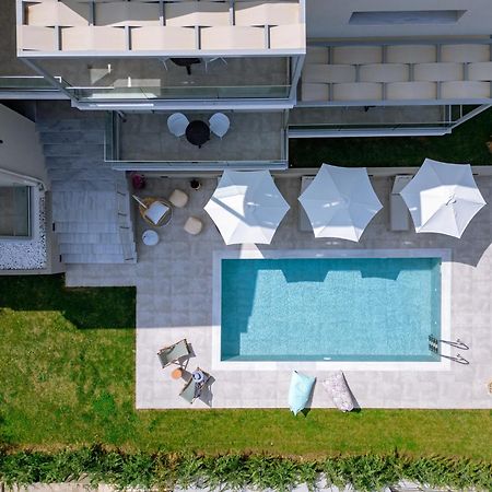 Arodo Suites Nea Iraklitsa Exterior photo