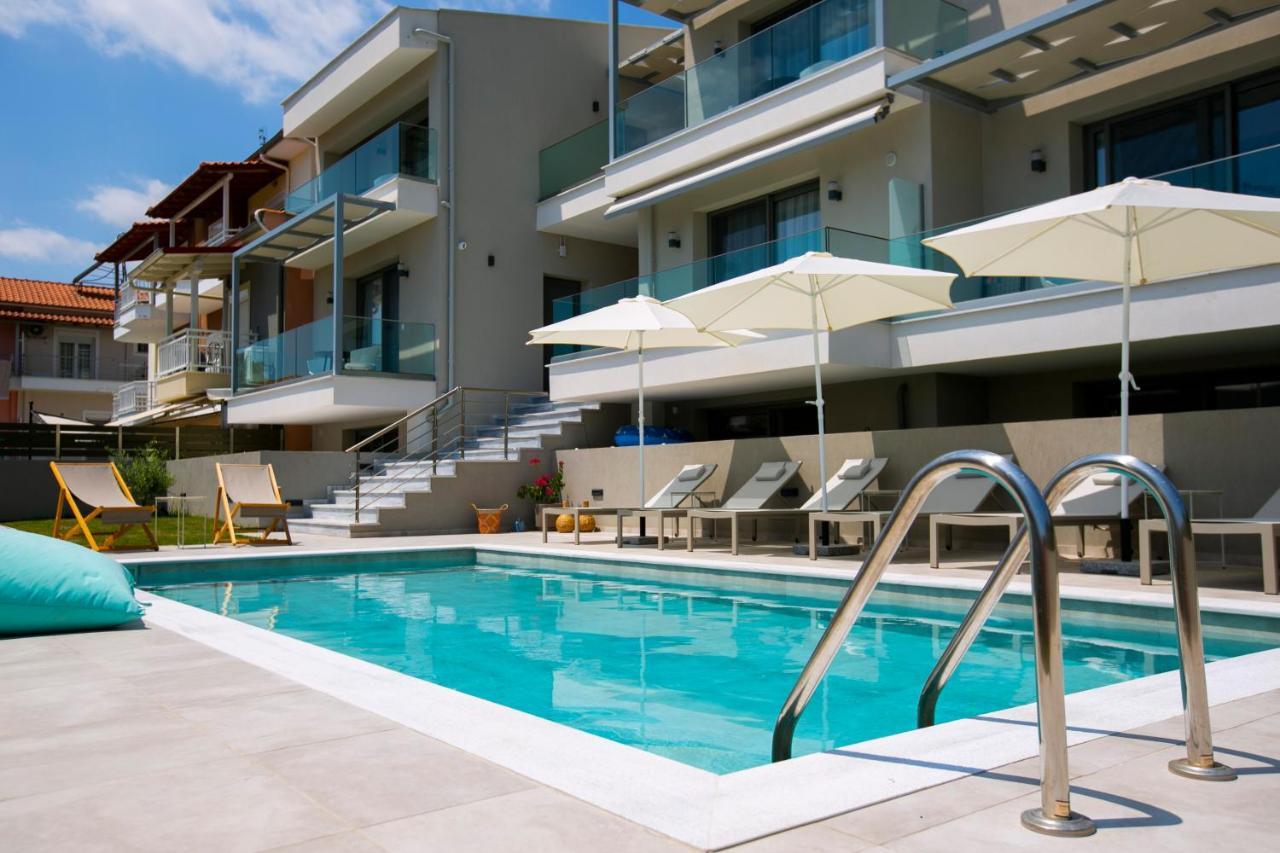 Arodo Suites Nea Iraklitsa Exterior photo