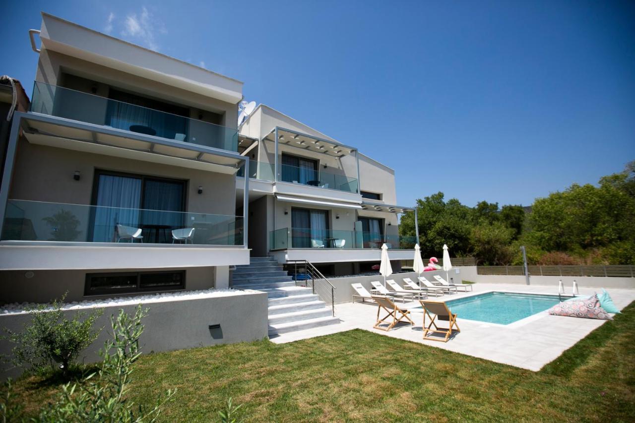 Arodo Suites Nea Iraklitsa Exterior photo