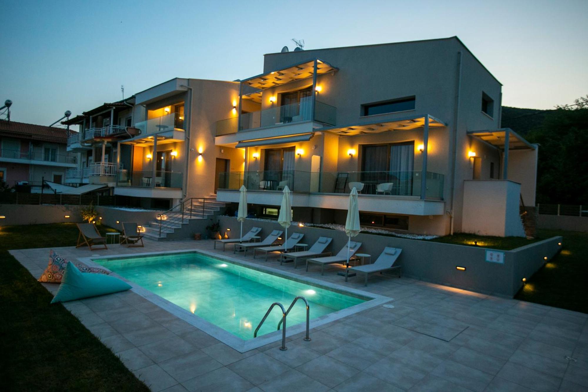 Arodo Suites Nea Iraklitsa Exterior photo