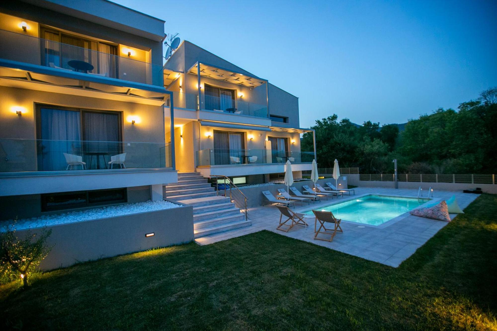 Arodo Suites Nea Iraklitsa Exterior photo