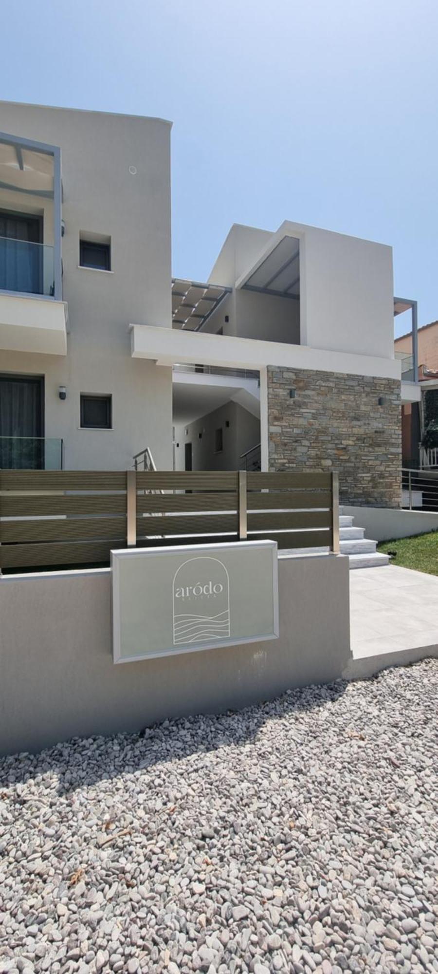 Arodo Suites Nea Iraklitsa Exterior photo