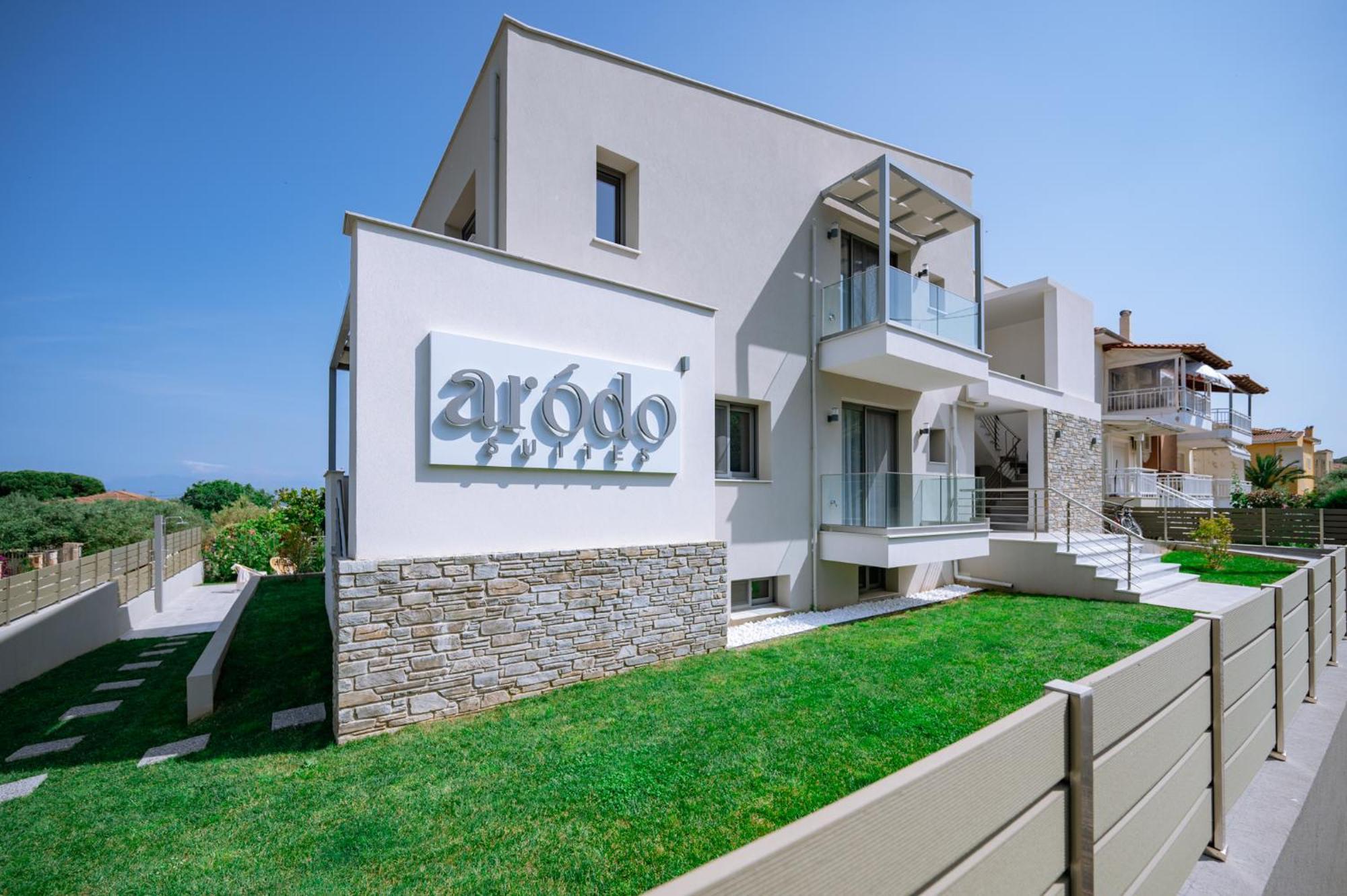 Arodo Suites Nea Iraklitsa Exterior photo
