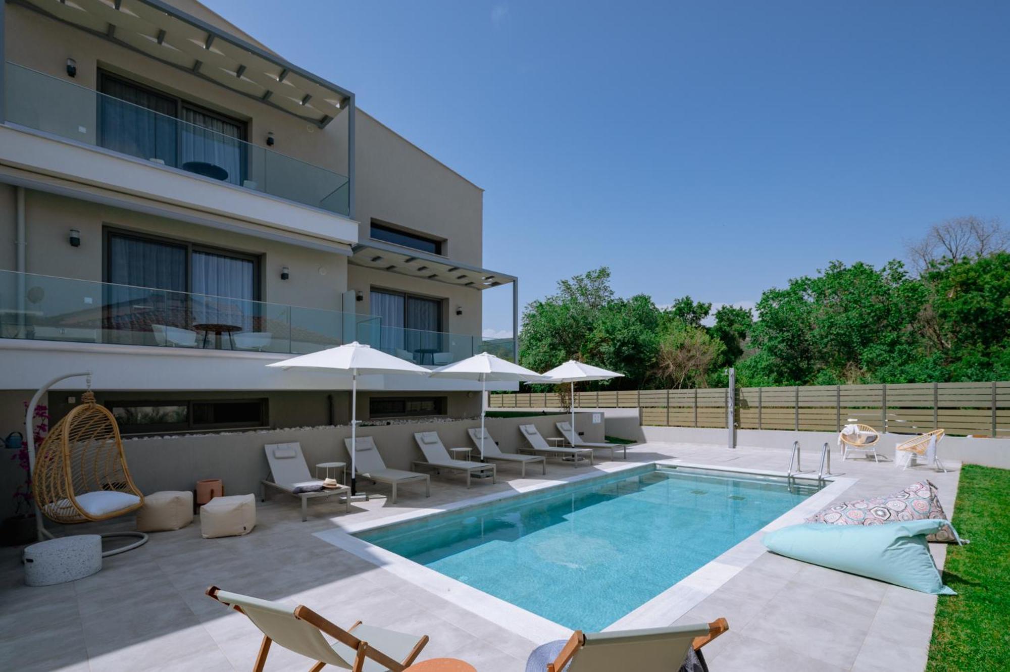 Arodo Suites Nea Iraklitsa Exterior photo